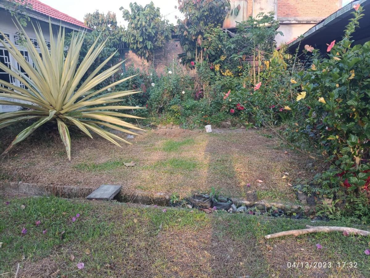 Gabelo Guest House Bukittinggi Bagian luar foto
