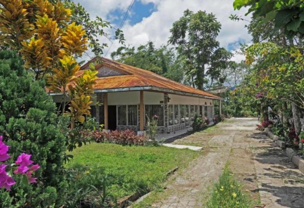 Gabelo Guest House Bukittinggi Bagian luar foto